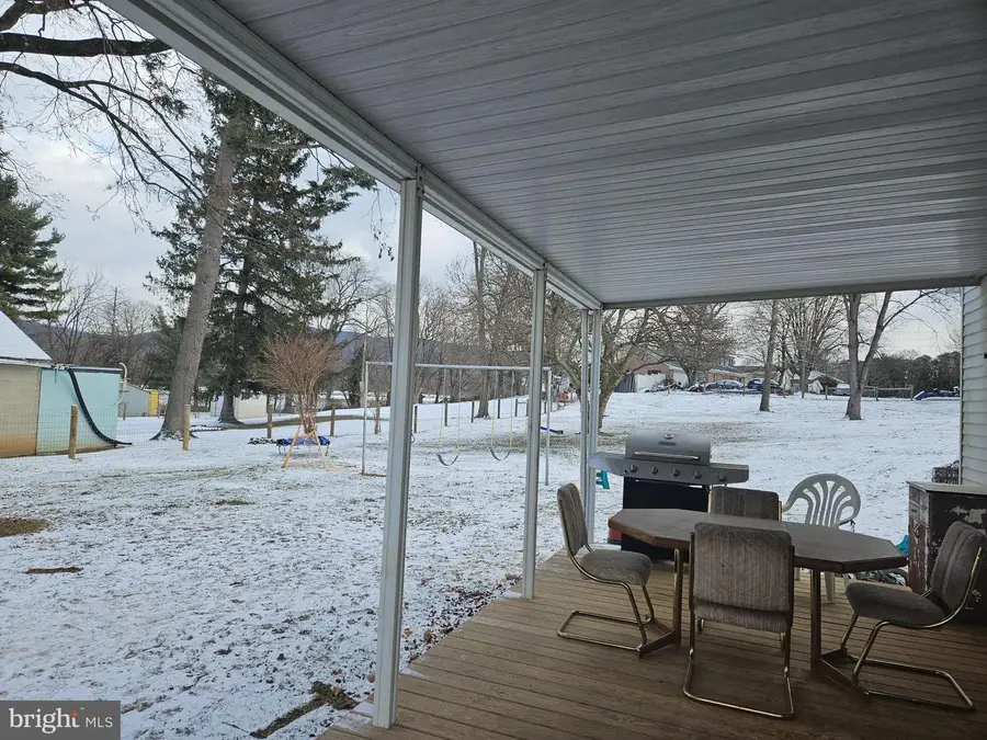 38 Coldspring Rd, Fayetteville, PA 17222 - #3