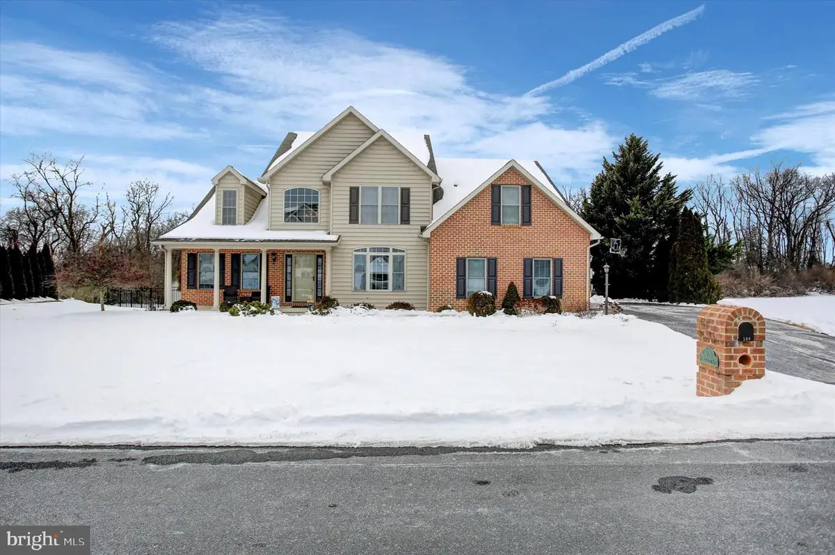 108 N Blackberry Ln, Fayetteville, PA 17222 - #1