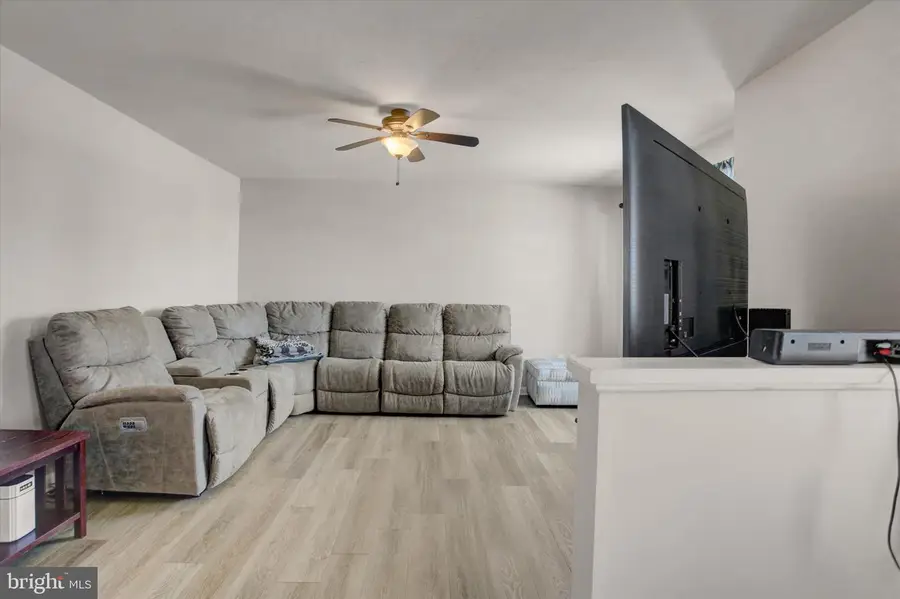 398 Hykes Road East, Greencastle, PA 17225 - #2