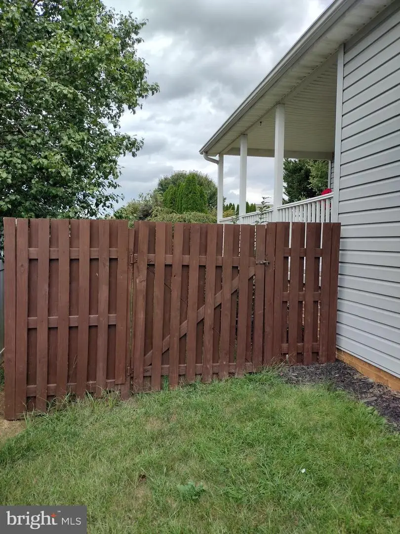 1660 Wisteria Dr, Chambersburg, PA 17202 - #3