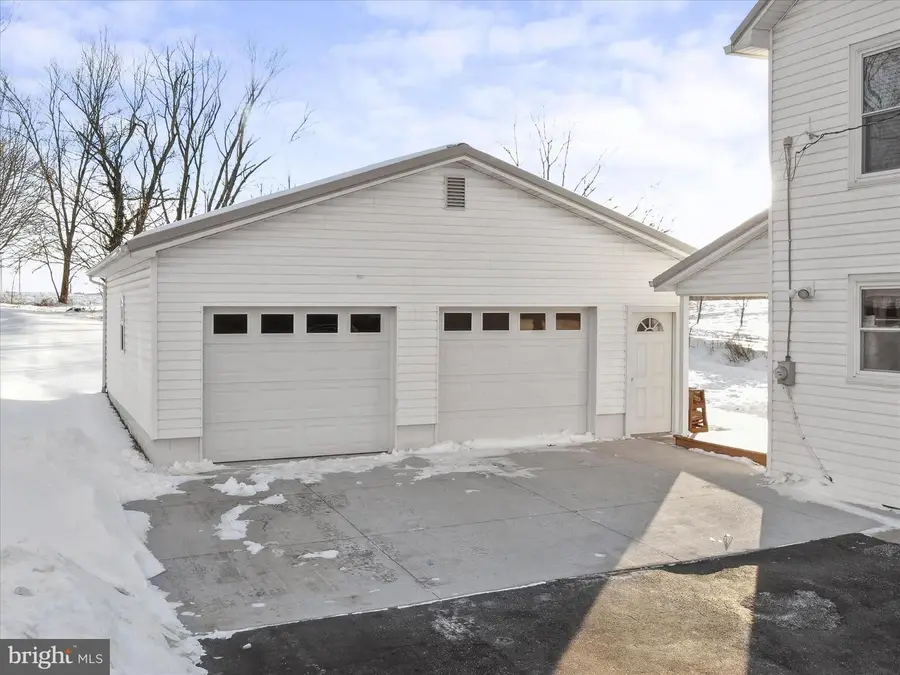 62 E Main Street, Fayetteville, PA 17222 - #2