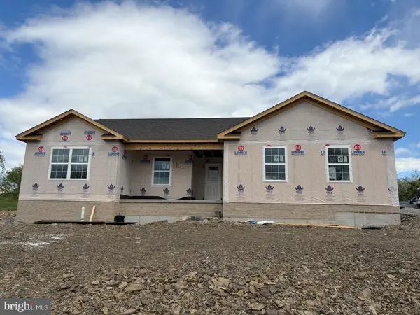 10918 Deerwood Dr, MERCERSBURG, PA 17236