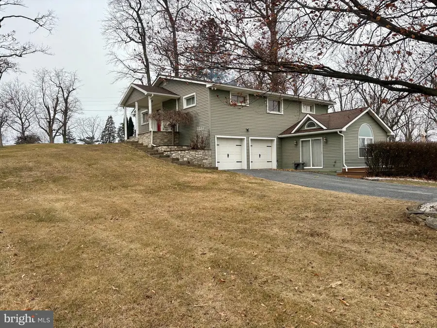 1177 Walker Rd, Chambersburg, PA 17202 - #2