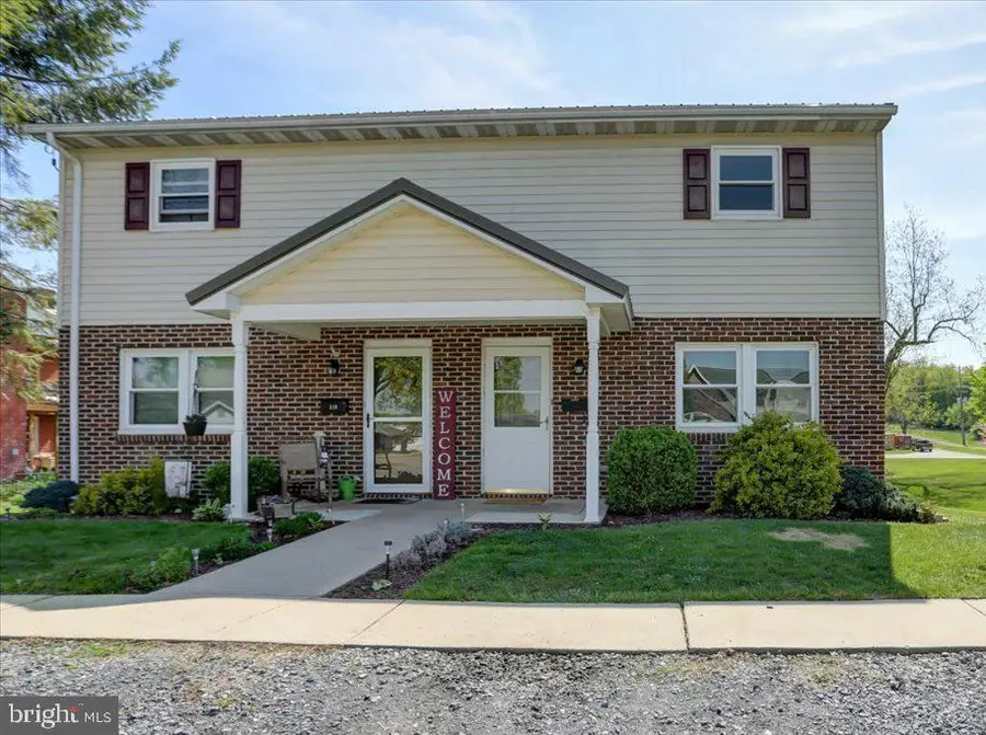 217-219 N Linden Ave, Greencastle, PA 17225 - #2