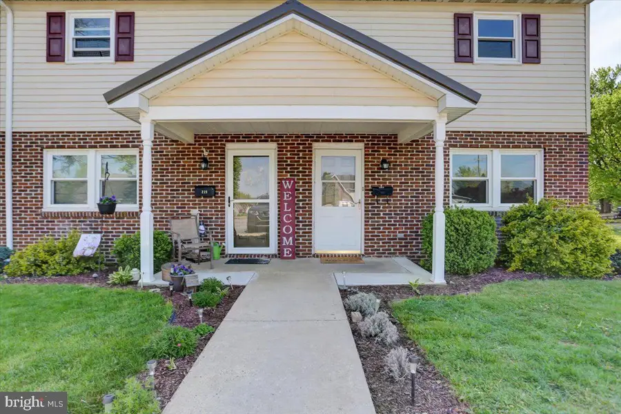 217-219 N Linden Ave, Greencastle, PA 17225 - #3