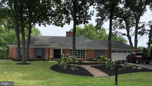 6052 Fairway Dr W, FAYETTEVILLE, PA 17222