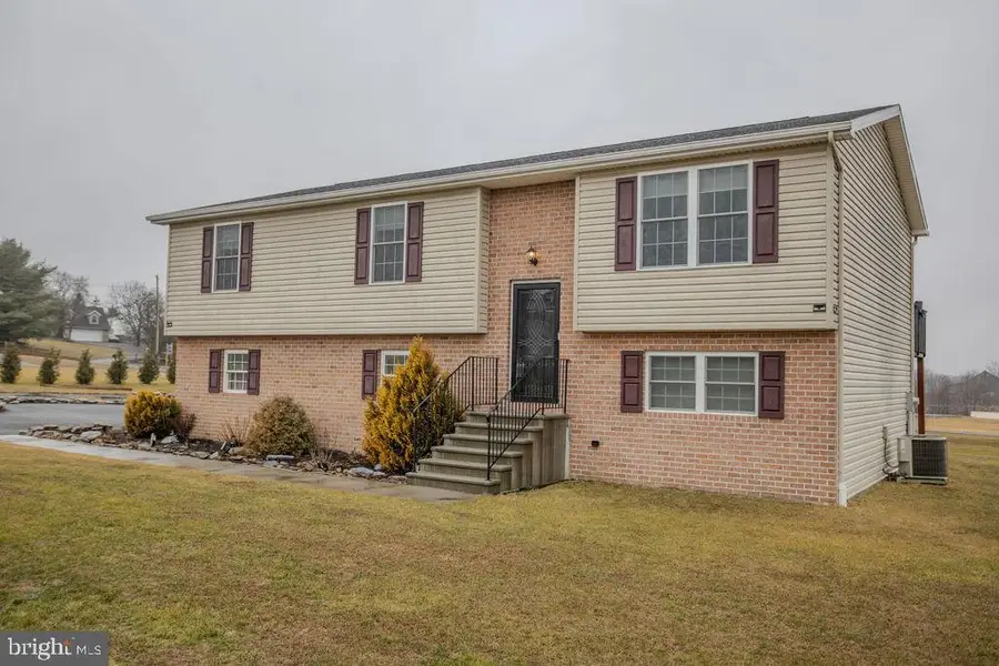 4482 Fort Mccord Road, Chambersburg, PA 17202 - #2