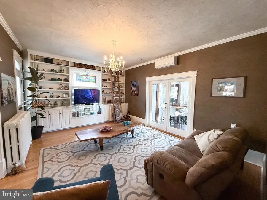 105 Linden Ave, Mercersburg, PA 17236 - #3