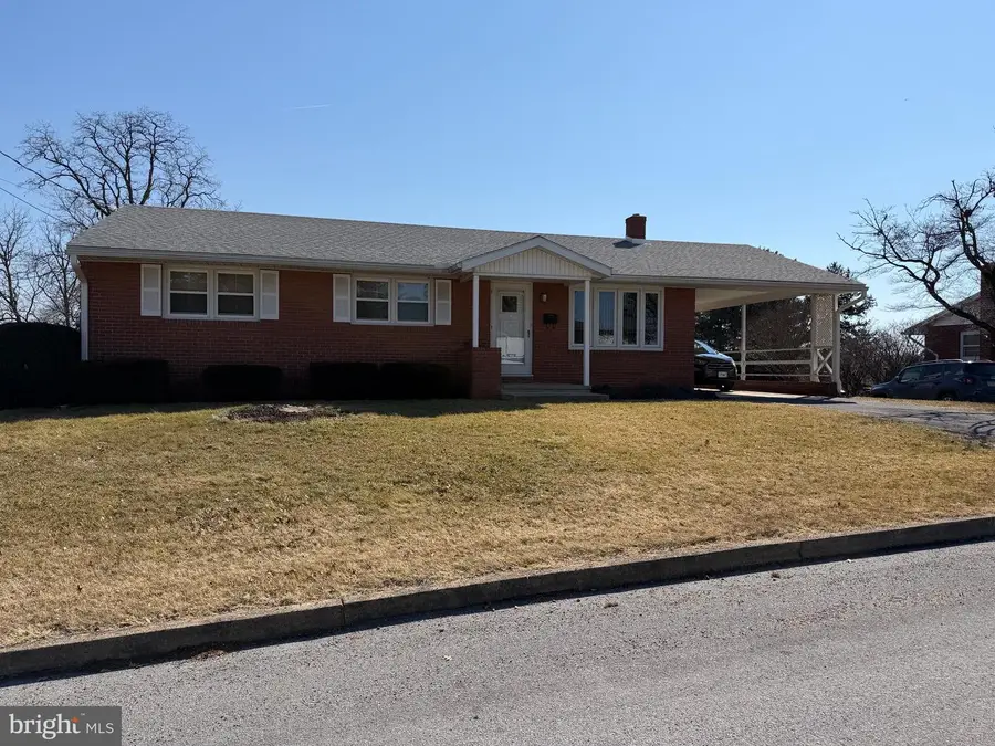 413 Ridge Avenue, Waynesboro, PA 17268 - #2