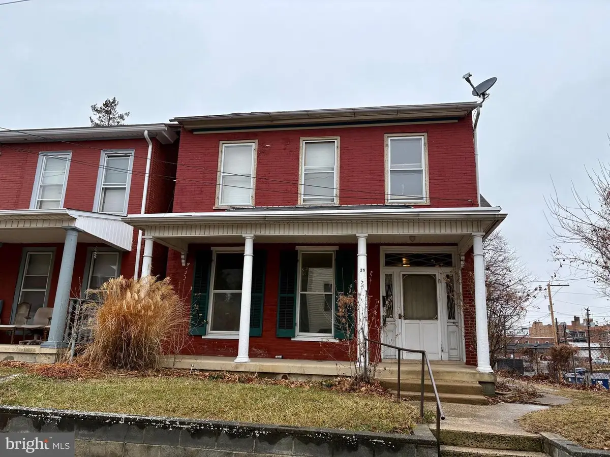 28 S Church St, Waynesboro, PA 17268 - #1