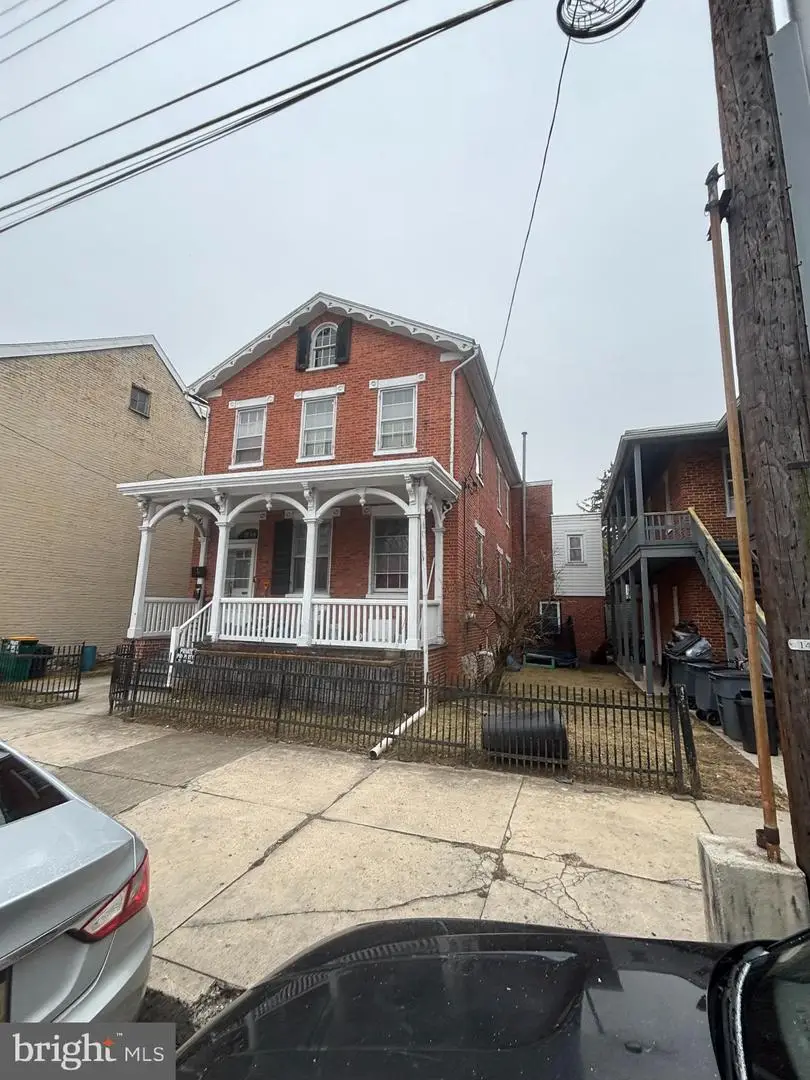 214 E Washington St, Chambersburg, PA 17201 - #2