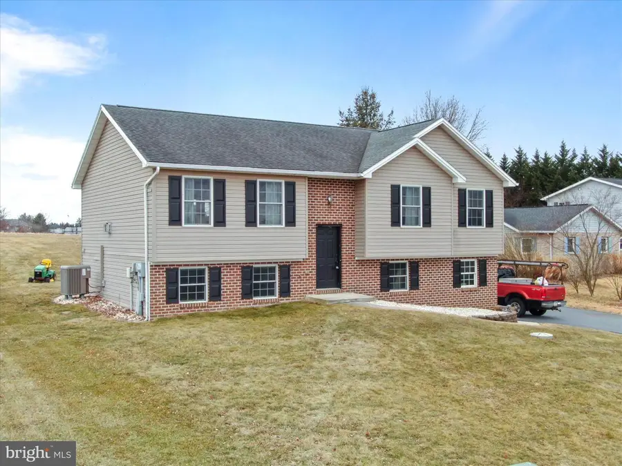 1674 Hammond Drive, Chambersburg, PA 17201 - #2