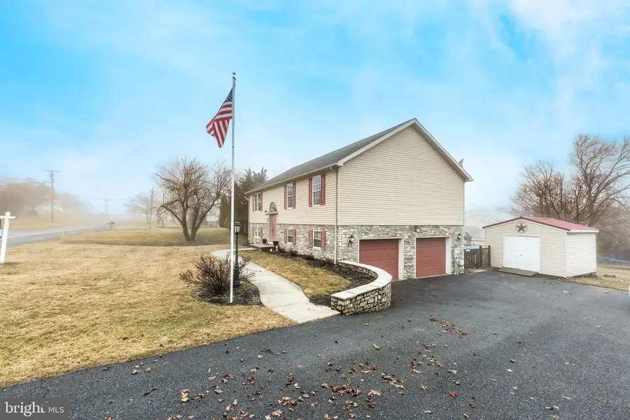 15379 Summit Farm Drive, Blue Ridge Summit, PA 17214 - #2