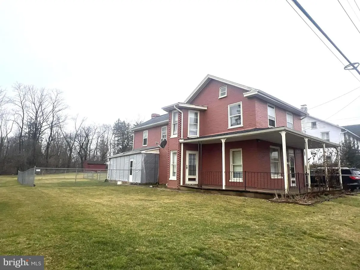 166 W Main Street, Fayetteville, PA 17222 - #1