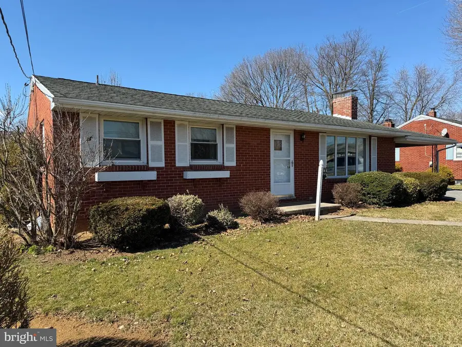 207 Pine Drive, Fayetteville, PA 17222 - #2