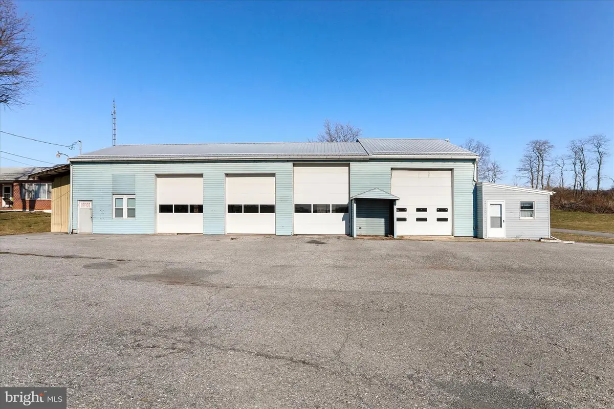 8565 Lincoln Way West W, Saint Thomas, PA 17252 - #1