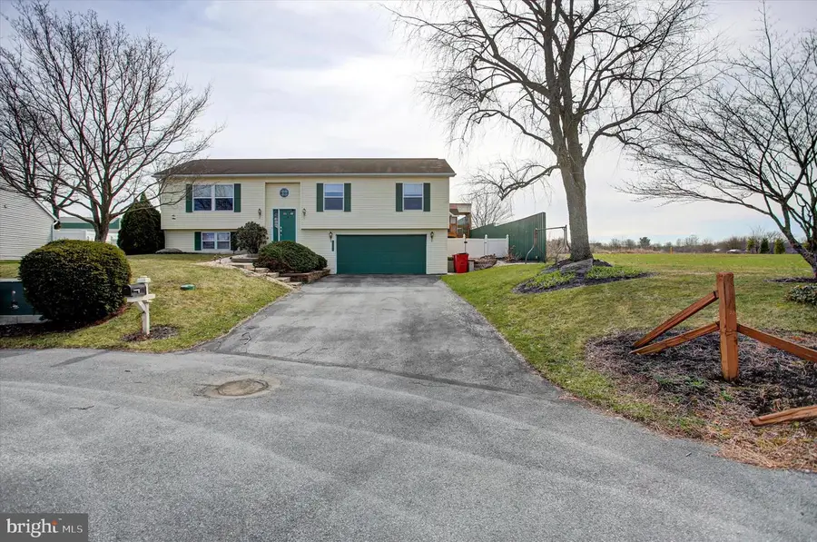 1495 State St, Chambersburg, PA 17202 - #2