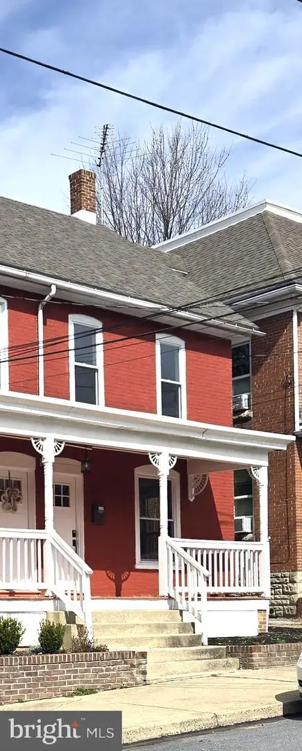 121 N Broad St, Waynesboro, PA 17268 - #2