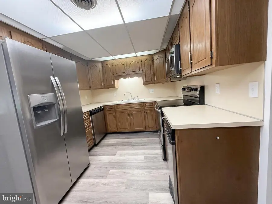 5840 Fairway Drive West #1, Fayetteville, PA 17222 - #2