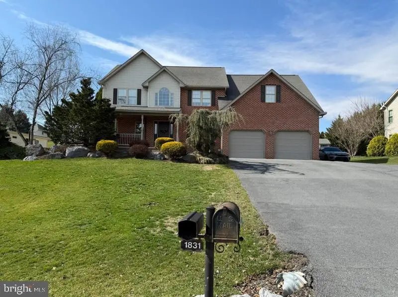 1831 Bell Ave, Chambersburg, PA 17202 - #1