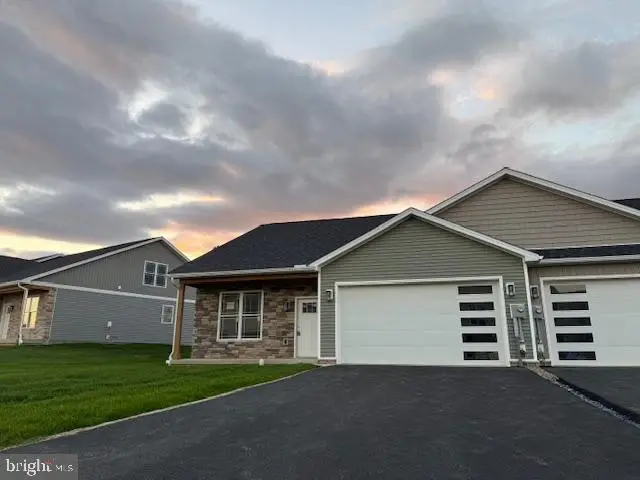 11823 Mystic Rock Lane S, Waynesboro, PA 17268 - #2