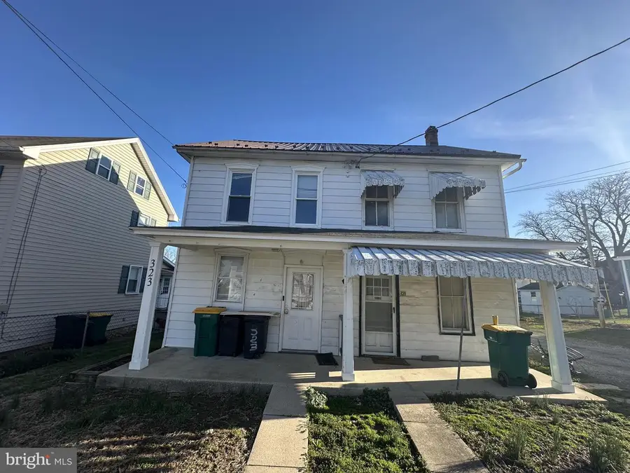 319/321/323 W North Street, Waynesboro, PA 17268 - #2