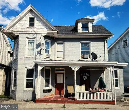 137 N Potomac Street, Waynesboro, PA 17268 - #1