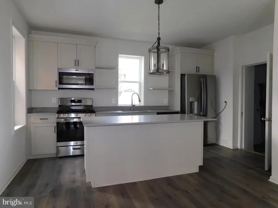 121 Harrison Ave, Waynesboro, PA 17268 - #3