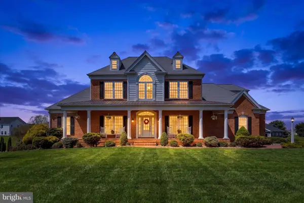 6964 St Annes Dr, FAYETTEVILLE, PA 17222