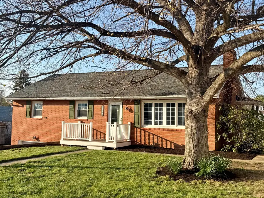 12139 Snyder Avenue, Waynesboro, PA 17268 - #2