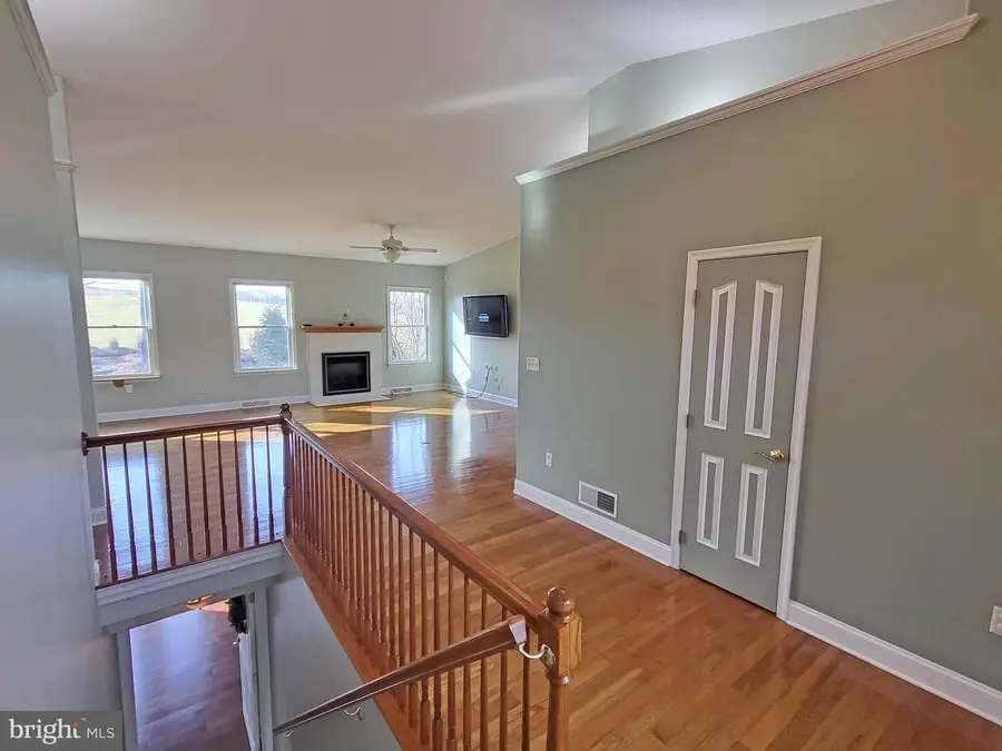 132 Buckingham Dr, Chambersburg, PA 17201 - #3