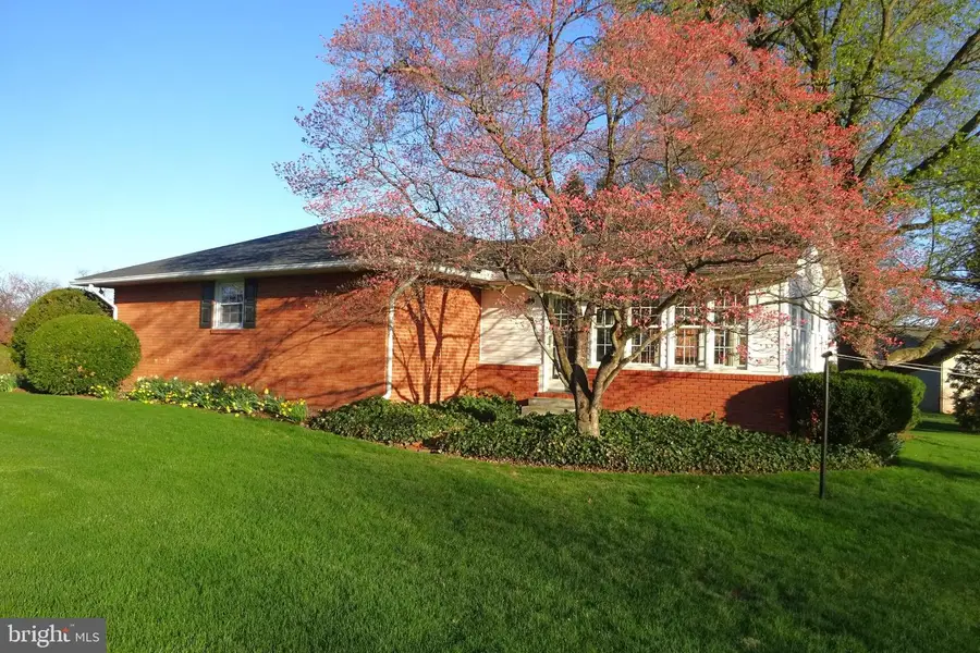 770 Joy Dr, Greencastle, PA 17225 - #3