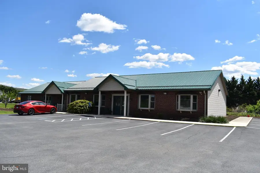 6150 Lincoln Way East E, Fayetteville, PA 17222 - #3