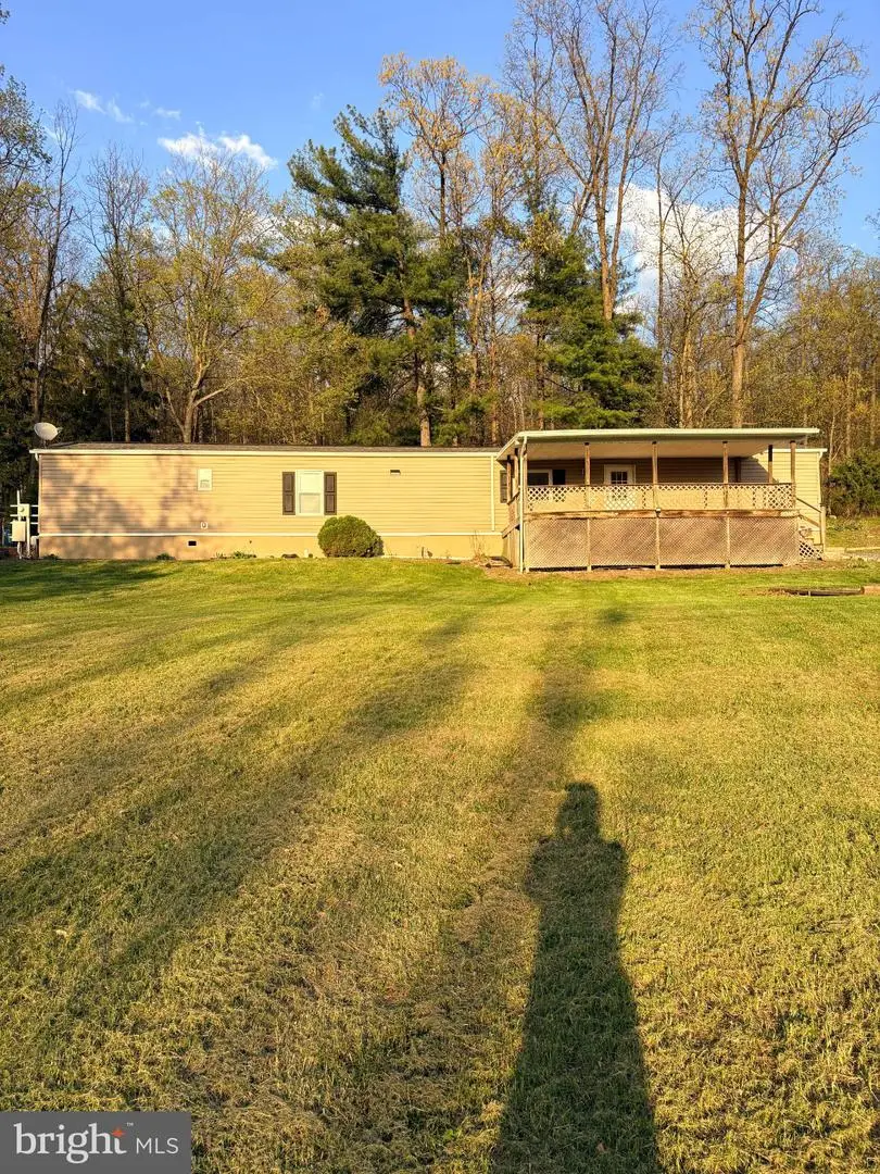 8800 Tomstown Rd, Waynesboro, PA 17268 - #1