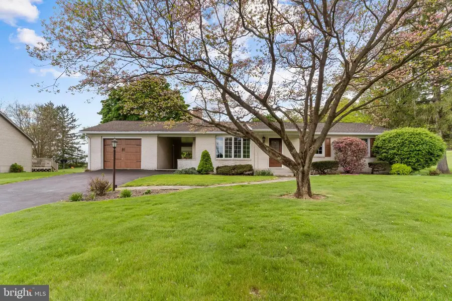 10002 Upper Strasburg Road, Upperstrasburg, PA 17265 - #2