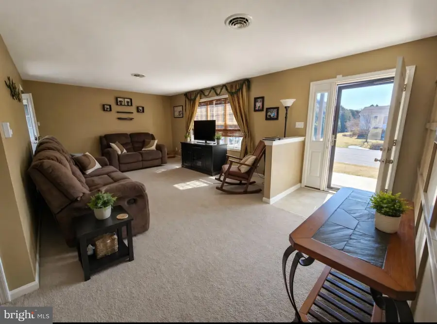 203 Reynolds Ave, Monterey Alto, PA 17237 - #3