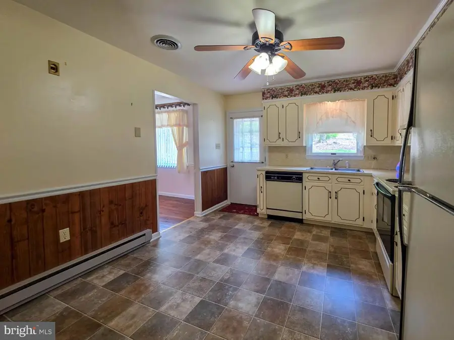 10984 Old Forge Road, Waynesboro, PA 17268 - #2