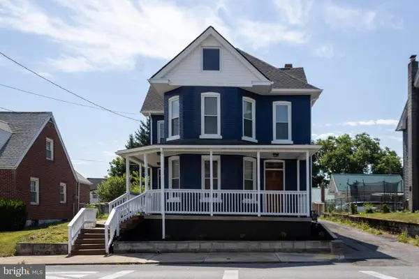 213 Fairview Ave, WAYNESBORO, PA 17268