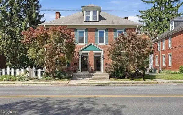 537 E King St E, CHAMBERSBURG, PA 17201