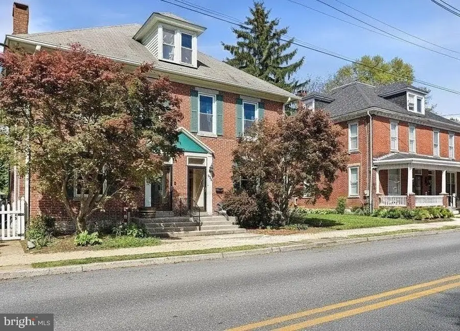 537 And 539 E King St, Chambersburg, PA 17201 - #3