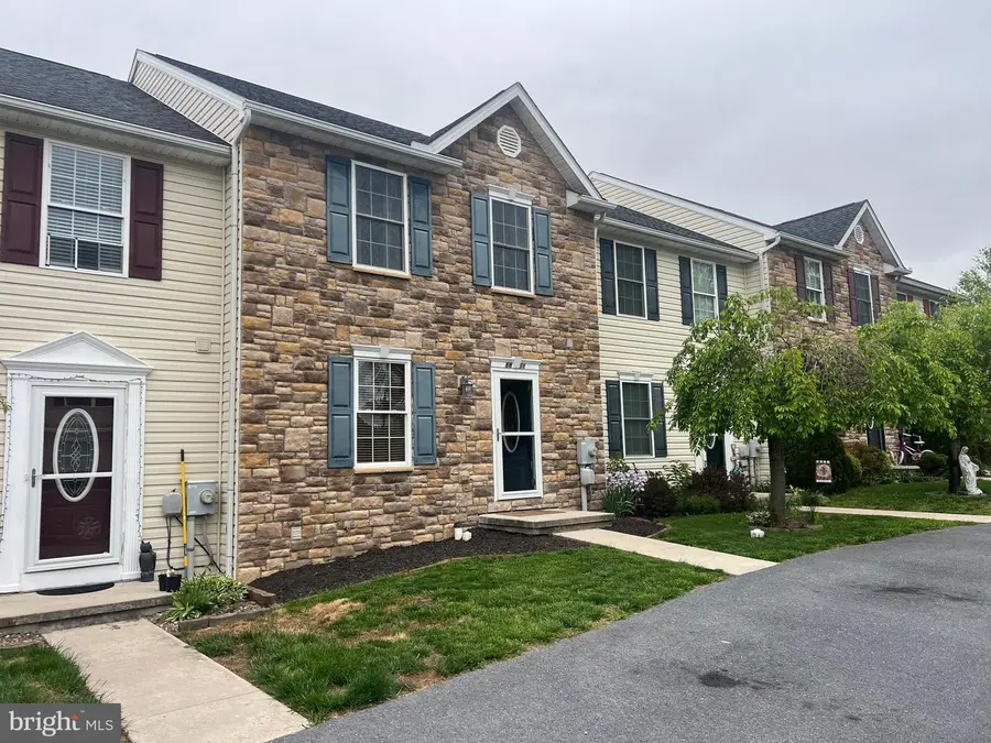 8851 Hillside Way, Waynesboro, PA 17268 - #2