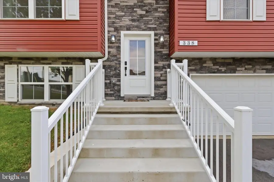 338 Grandview Avenue Ave W, Waynesboro, PA 17268 - #2