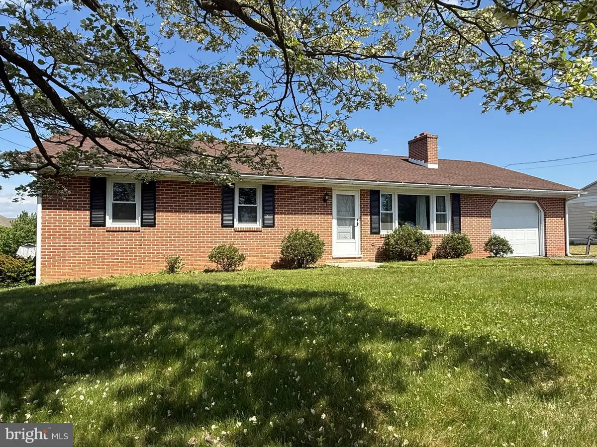 1423 Brechbill Rd, Chambersburg, PA 17202 - #1