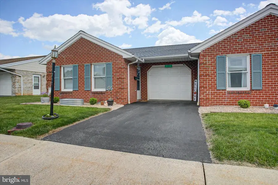 712 Marden Avenue N, Shippensburg, PA 17257 - #2