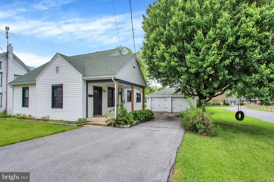 255 W Main Street, Fayetteville, PA 17222 - #2