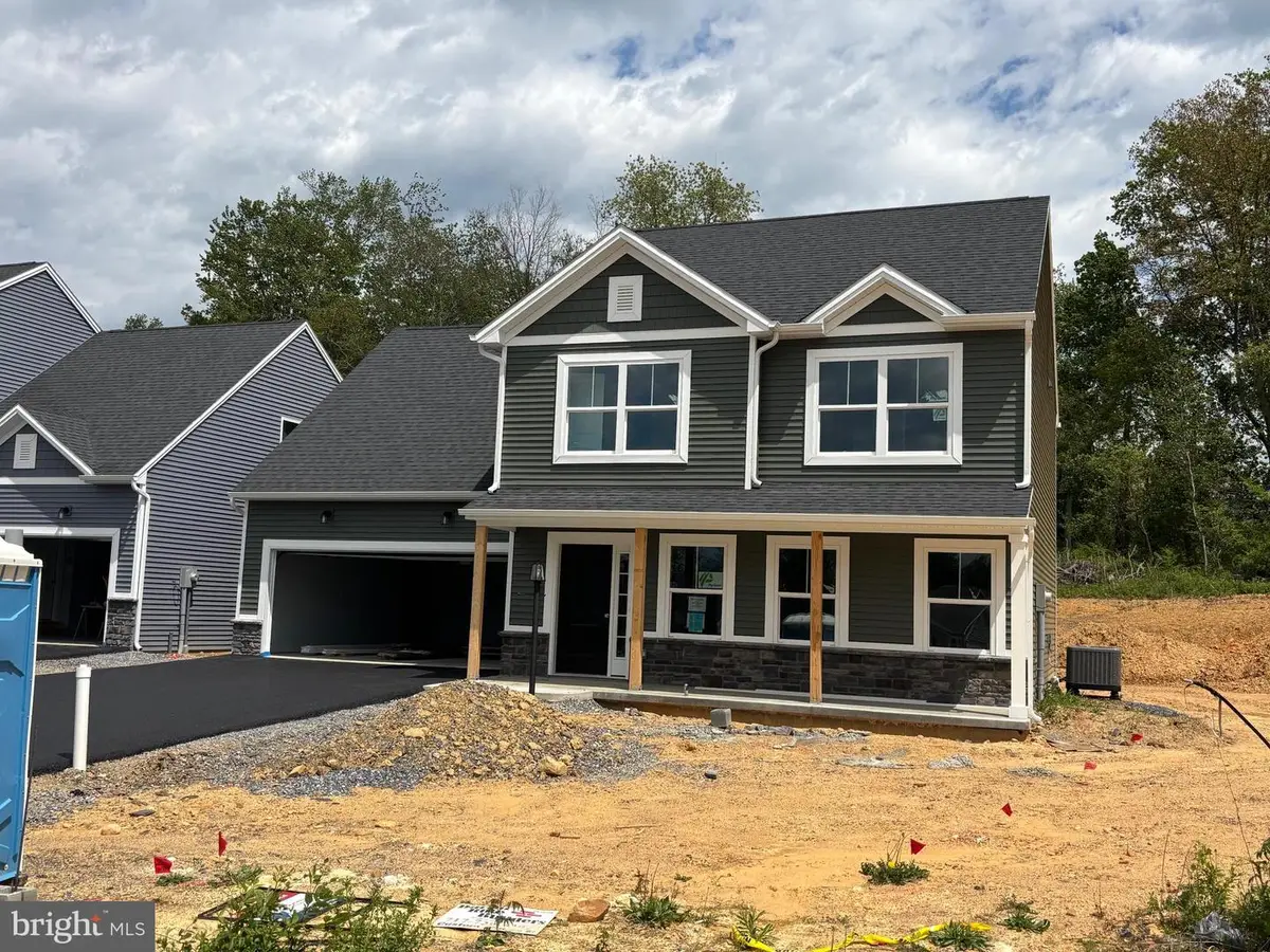 200 Grace Ann Ct, Fayetteville, PA 17222 - #1