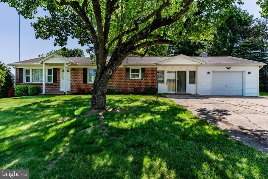 274 Cherry Lane Drive, Chambersburg, PA 17202 - #2