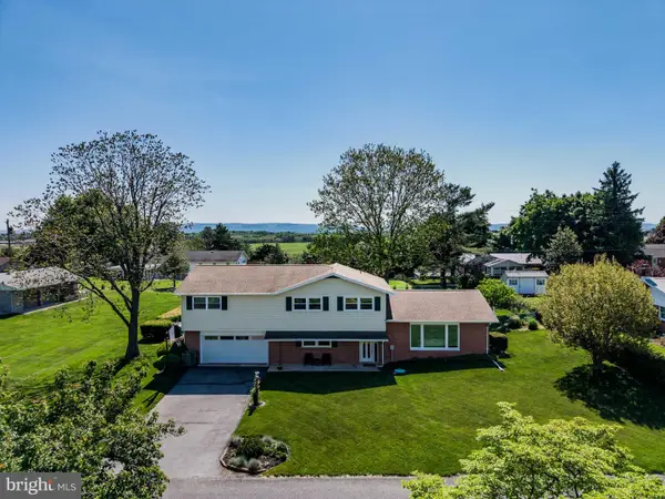 17 Kensington Drive, CHAMBERSBURG, PA 17201