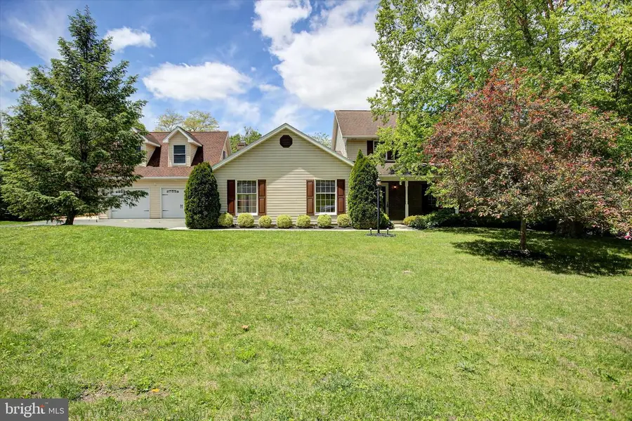 11459 Valleywood Dr, Waynesboro, PA 17268 - #2