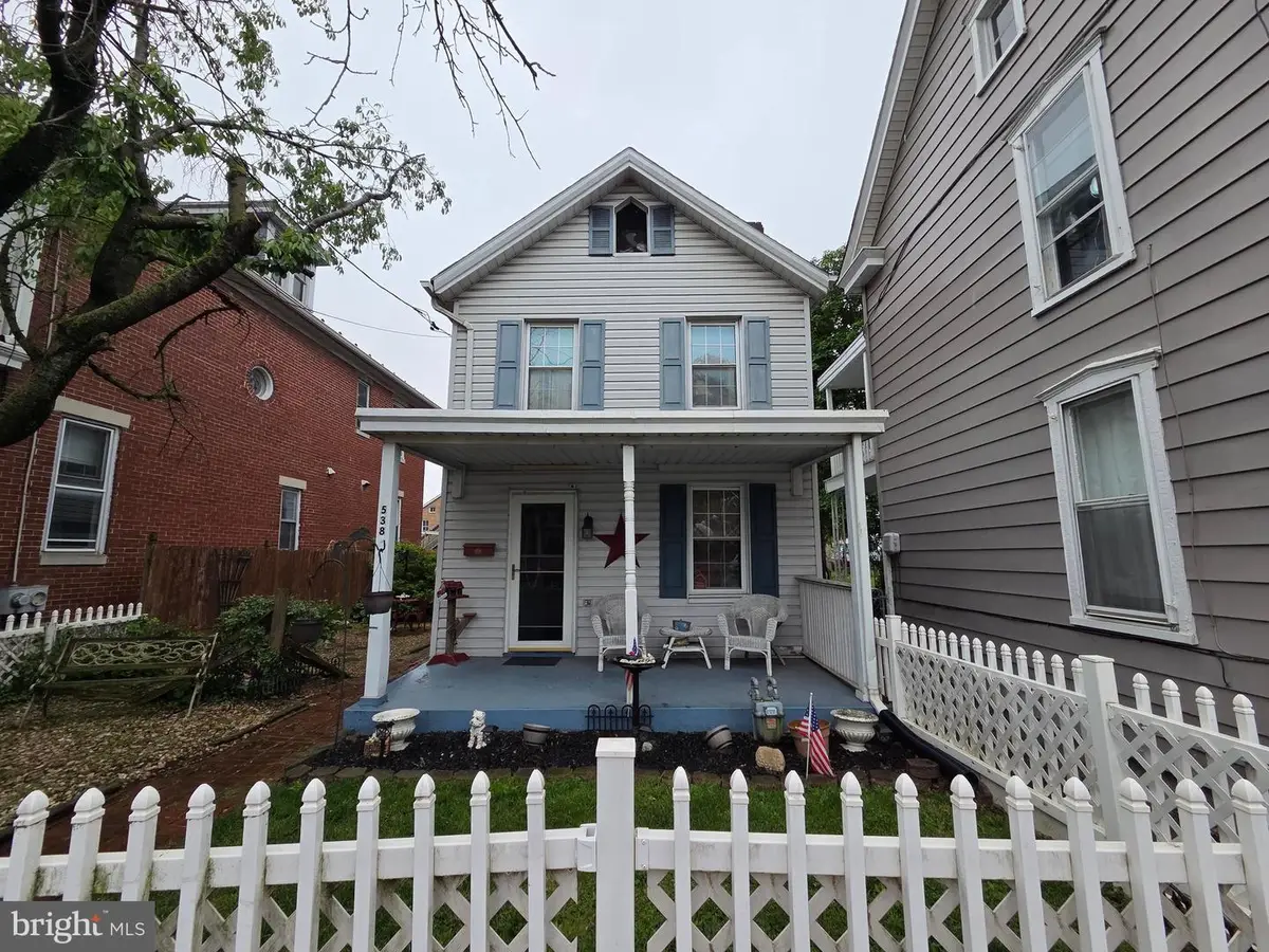 538 E E Queen Street, Chambersburg, PA 17201 - #1